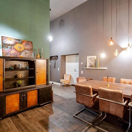 Bahnhofsromantik Trifft Luxus - Alter Bahnhof Von Kruft Екстериор снимка